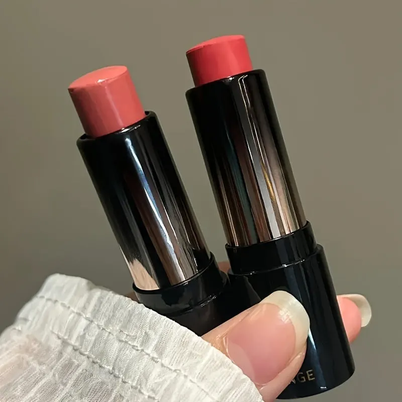 Kissable Luxe: Long-lasting Brown Lipstick