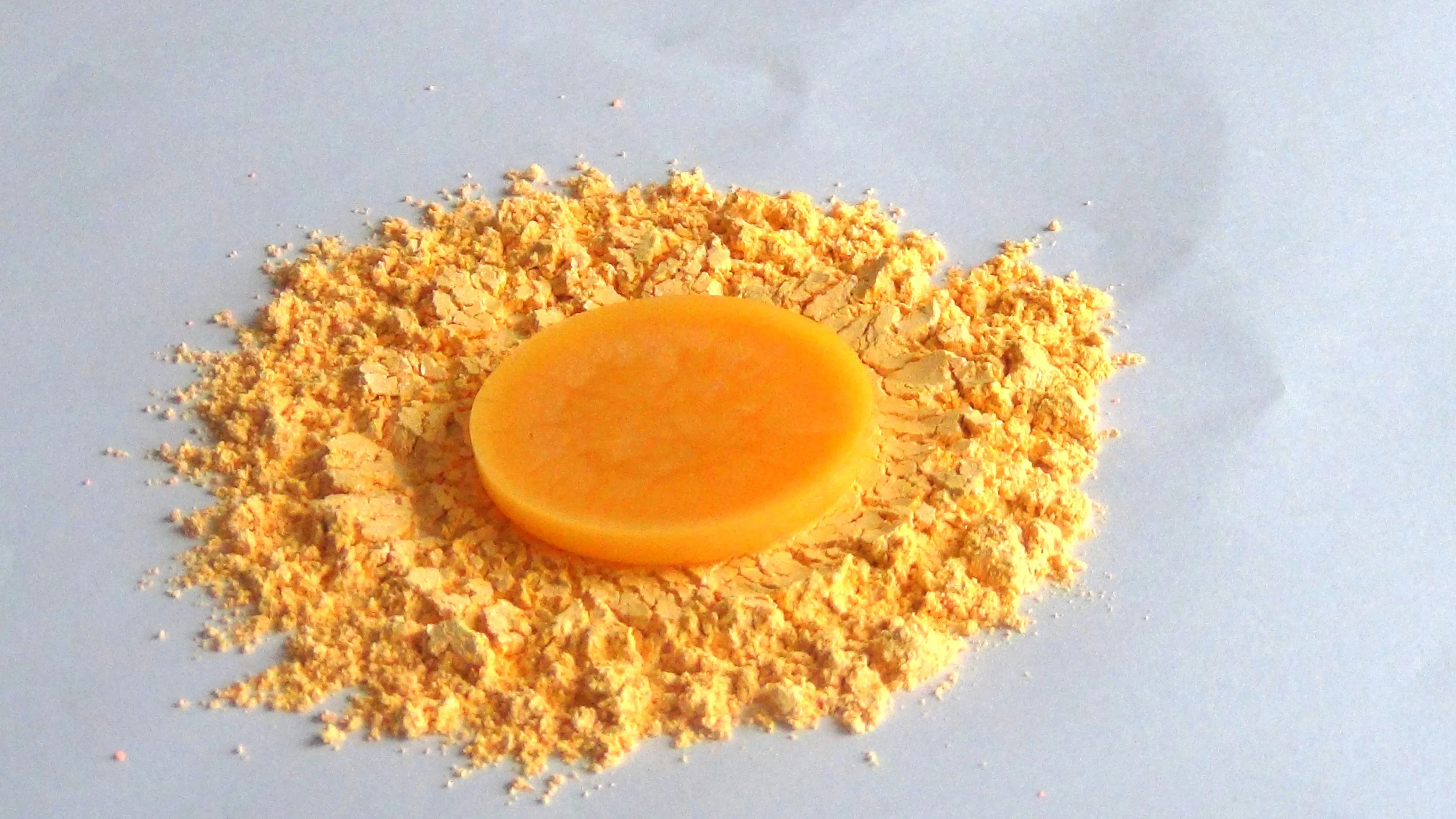 Mikado Yellow Pearl Pigment - 10gms